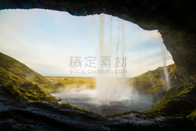 seljalandsfoss waterfall,水,天空,能源,野外动物,夏天,草,冰岛国,白色,著名景点
