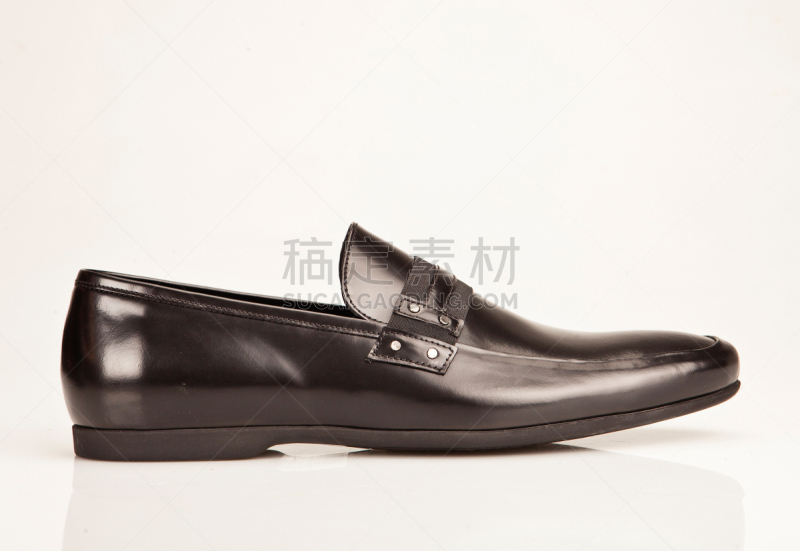黑色的鞋,水平画幅,鞋套,衣服,时尚,白色背景,皮革,背景分离,鞋子,现代