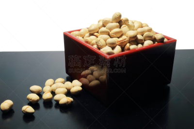 节分,魔鬼,大豆,餐盘,水平画幅,无人,豆科植物,黑色,摄影