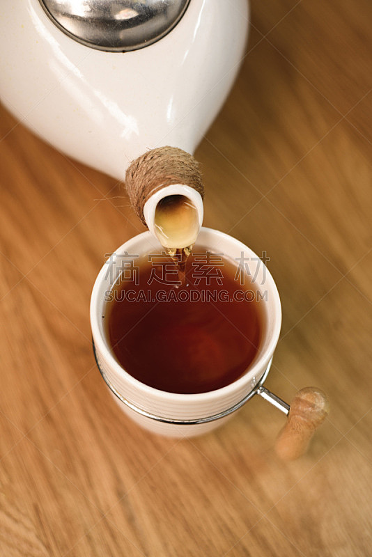 茶杯,茶壶,垂直画幅,褐色,咖啡馆,桌子,无人,茶碟,工间休息,饮料
