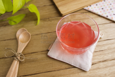 柚子汁,粉色,粉柚,杯垫,木匙,水平画幅,纺织品,枝繁叶茂,果汁,饮料