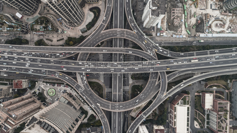 公路,城市,高架道路,航拍视角,多云,白昼,高视角,陆用车,十字路口,无人机