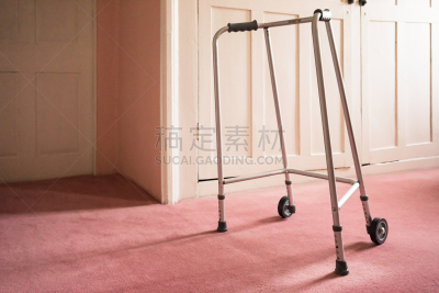 助行架,机敏,流动的行人,收容所,稳定,援助之手,能力缺陷者,车轮,水平画幅,无人
