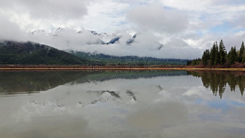 云,圣丹斯,围巾,天空,洛矶山脉,水平画幅,阿尔伯塔省,户外,湖,风景