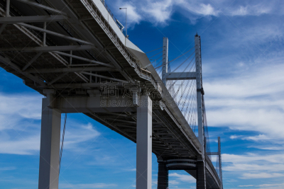 Yokohama Bay Bridge looking up from underneath１