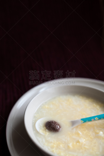 鸡蛋,中国米酒,芋头,粥,米,蛋黄,中国食品,煮食,白米,餐具