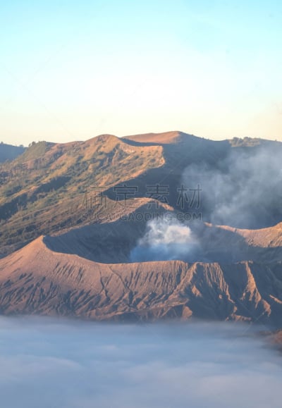 印度尼西亚,山,婆罗摩火山,塞梅鲁火山,滕格尔火山,火山喷口,在上面,云,湖,岩石