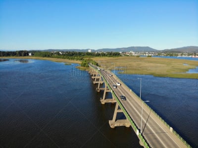 桥,里约热内卢,汽车,交通,公路,现代,著名景点,自然美,无人机,海岸线