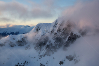 山,地形,加拿大,美,公元前,水平画幅,云,雪,无人,超现实主义的