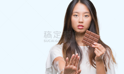 巧克力条,信心,做手势,认真的,面部表情,亚洲,青年人,停止手势,吃,自卫