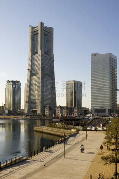 横滨地标大厦,横滨高速铁路,横滨,会议中心,垂直画幅,水,天空,公园,无人,符号