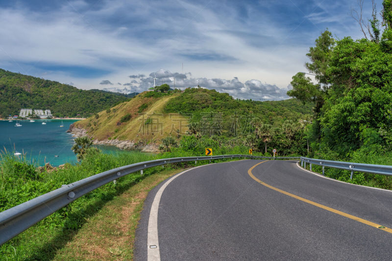 普吉岛,泰国,海洋,柏油路,从在汽车上的角度拍摄,多车道公路,水,天空,水平画幅,无人