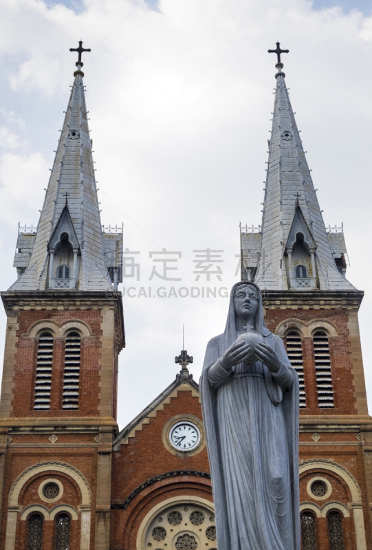 胡志明市,越南,巴黎圣母院,礼拜,圣玛丽,殖民地式,天主教,大教堂,雕像,垂直画幅