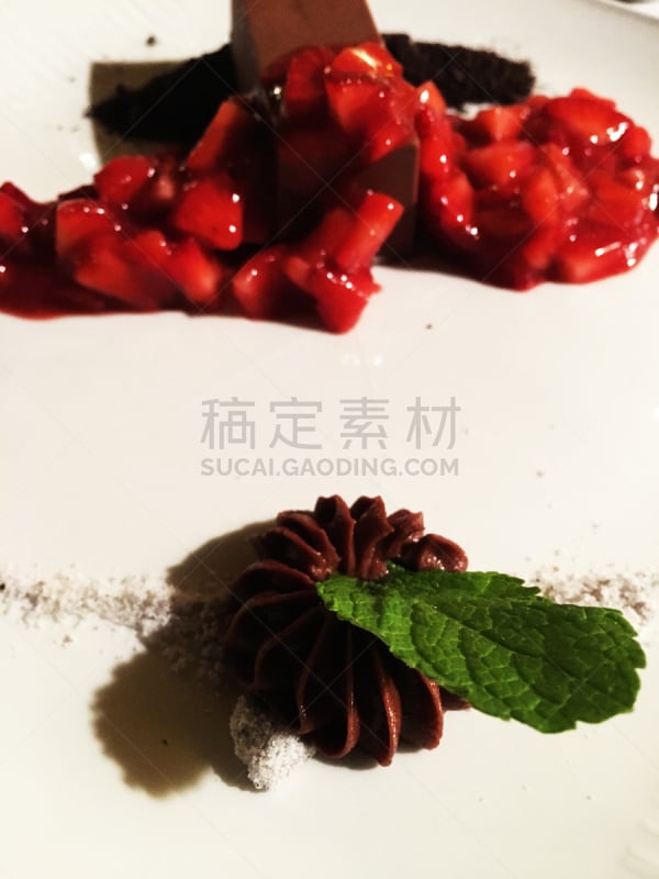 巧克力,垂直画幅,褐色,蛋糕,膳食,法式食品,巧克力蛋糕,饮料,特写,甜点心