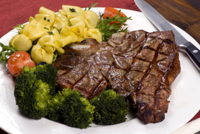 招牌牛排,餐具,格子烤肉,嫩里脊排,水平画幅,无人,膳食,樱桃番茄,特写,西红柿