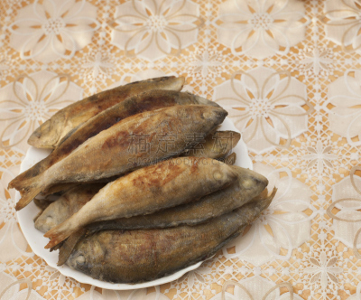 盘子,桌子,鱼肉,餐具,格子烤肉,水平画幅,无人,开胃品,膳食,海产