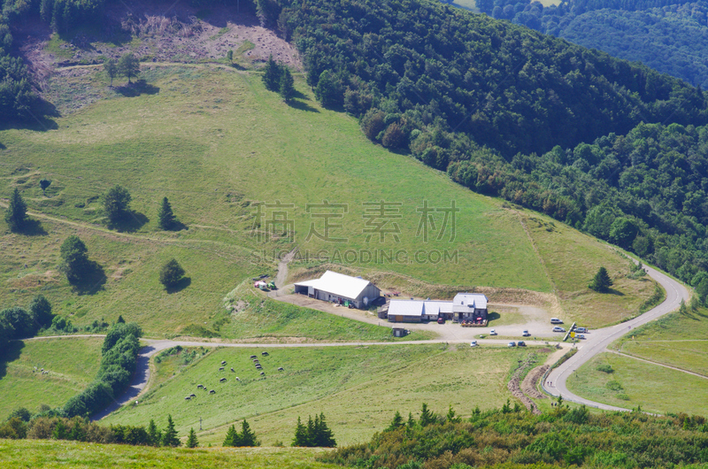 地形,乡村,山,路,小别墅,佤族,休闲活动,高视角,夏天,草