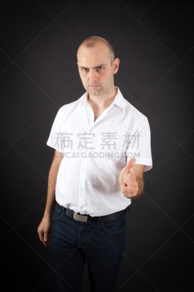 面部表情,男人,男性美,个性,垂直画幅,留白,褐色,注视镜头,手势语,美人