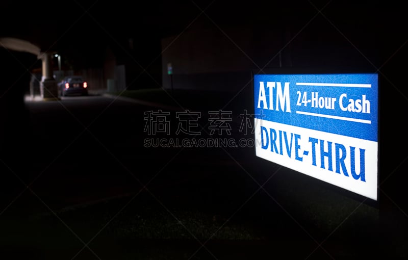 夜晚,驾驶通行标志,开着的,汽车,24-jul,概念和主题,美国,水平画幅,易接近性,无人