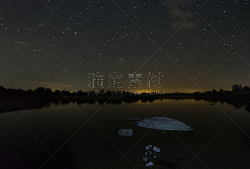 夜晚,纪念碑,水,天空,美,星系,花岗石的,地名,水平画幅,星星