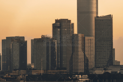 现代滨水城市景观