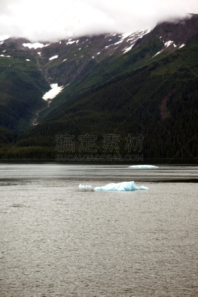 沙耶冰河,垂直画幅,水,山,雪,无人,夏天,户外,阿拉斯加,多云