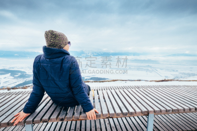 山,冬天,女人,自然美,城市,看风景,在上面,日利纳,天空,美