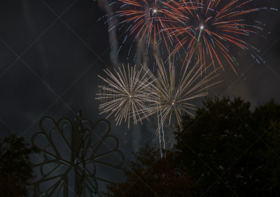 锡达拉皮兹,放焰火,美国国庆日,夜晚,无人,黄色,红色,图像,户外,水平画幅