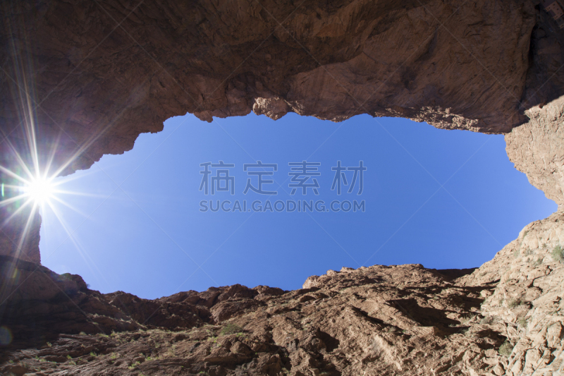 多瓦拉峡谷,摩洛哥,在下面,岩石,在之间,柏柏尔人,水平画幅,旅行者,干的,山