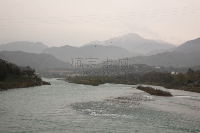 Min river and Dujiangyan (都江堰) irrigation system, Sichuan, China
