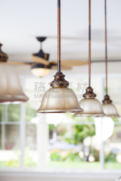 照明设备,项坠,吊灯,灯具,吊扇,电扇,厨房,垂直画幅,留白,无人
