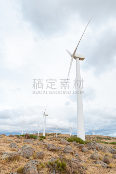 山,磨坊,发电站,升压站,可持续生活方式,风轮机,风力,垂直画幅,天空,风