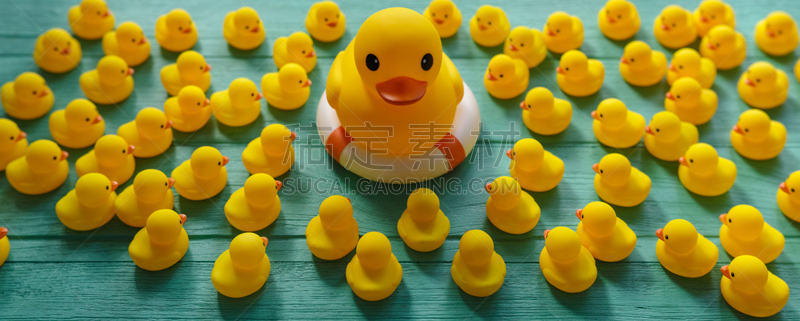 巨大的,橡皮鸭子,安全的,桌子,小的,木制,绿松石色,黄色,接力赛,橡皮擦