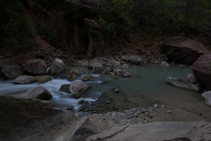 锡安隘口,处女河,峡谷漂流,垂降,狭缝谷,峡谷,美国,水平画幅,瀑布,无人