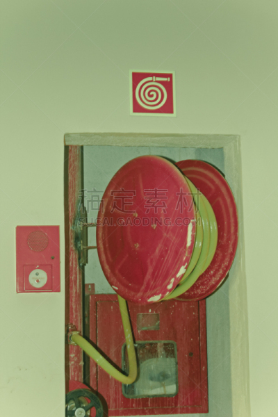 建筑业,火,线条,前面,灭火水龙带,消防队,消防员,紧急事故设备,垂直画幅,户外