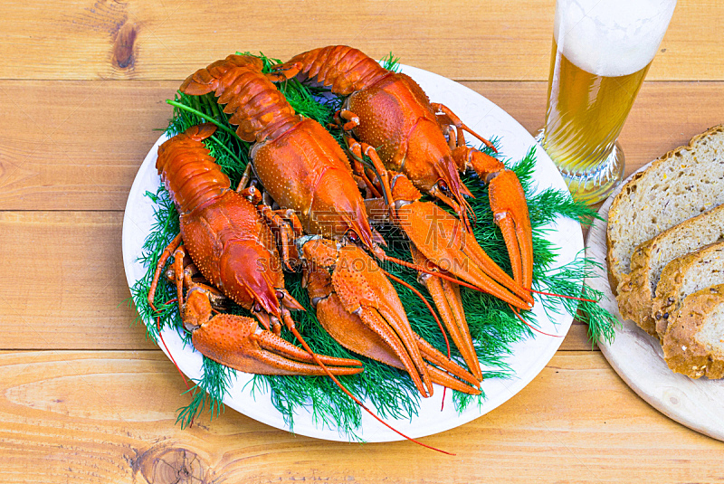 螯虾,木制,红色,背景,绿色,煮食,盘子,白色,茴香,水平画幅