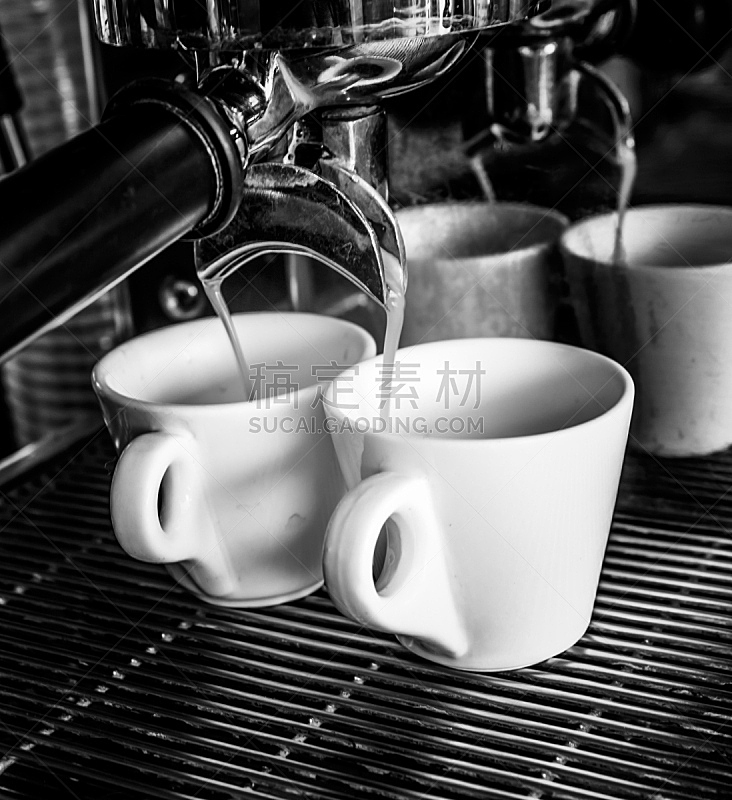 咖啡,两个物体,咖啡机,垂直画幅,烤咖啡豆,咖啡店,饮料,金属,特写,机器