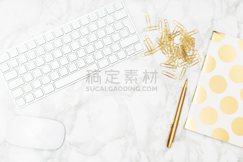 办公室,留白,金色,办公用品,黄金,回形针,水平画幅,正上方视角,媒介机器,博客