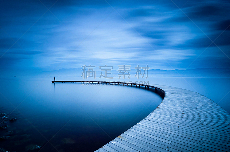 栈桥码头,男人,安静,海洋,地形,风景,水,天空,水平画幅,夜晚