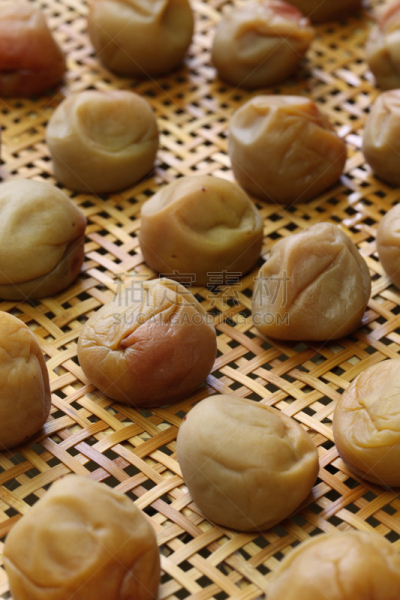 酸梅,盐渍食品,李子,日本,枇杷,梅子,滤器,垂直画幅,篮子,干的