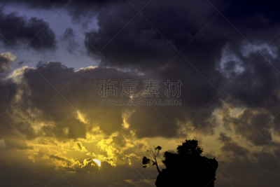 黑云压城,亚得里亚海,克罗地亚,小的,岛,卡门,海岸线,马卡尔斯卡,名声,日出