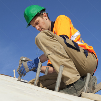 道路工程,男人,别克跑车,选择对焦,天空,安全帽,建筑业,工业,头盔,头饰