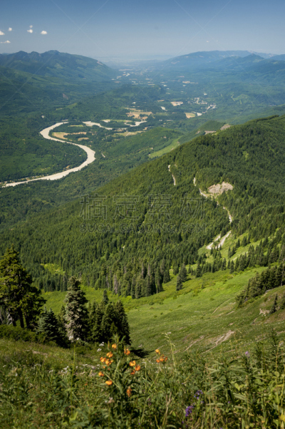 史盖奇河,山谷,北喀斯开山脉,斯卡吉特县,北小瀑布国家公园,卡斯基德山脉,垂直画幅,水,高视角,无人