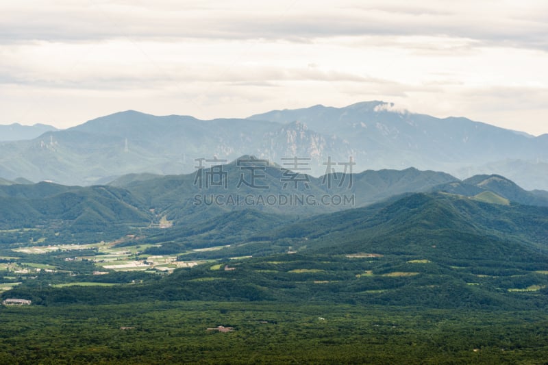 清里明良,看风景,苏格兰高地,草原,水平画幅,云,夏天,户外,著名自然景观,山脊