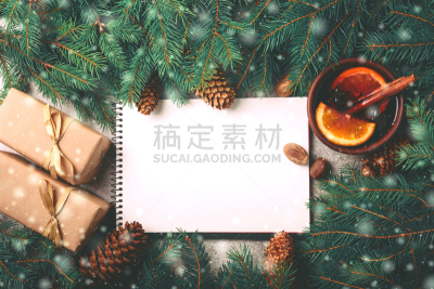 圣诞树,礼物,松果,热,任务清单,热甜红酒,贺卡,留白,新的,边框