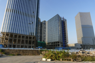 现代,鹭管鱼,建筑工地,建筑外部,办公室,天空,留白,地名,水平画幅,无人