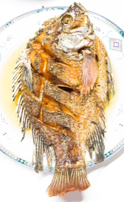 罗非鱼,餐具,自然,垂直画幅,格子烤肉,膳食,海产,泰国,盘子,热