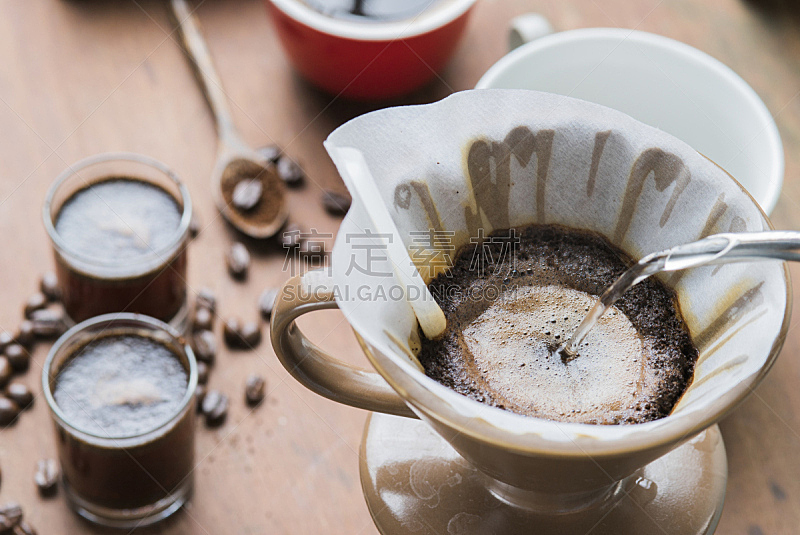 咖啡,浓咖啡,水滴,餐具,水,阿拉比卡咖啡,水平画幅,无人,早晨,饮料