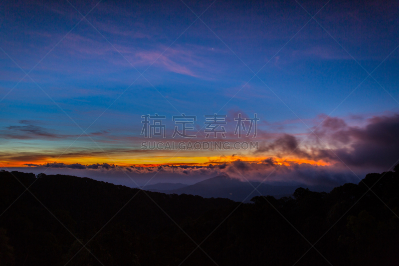 清迈省,泰国,黎明,茵他侬国家公园,自然,风,水平画幅,山,无人,蓝色