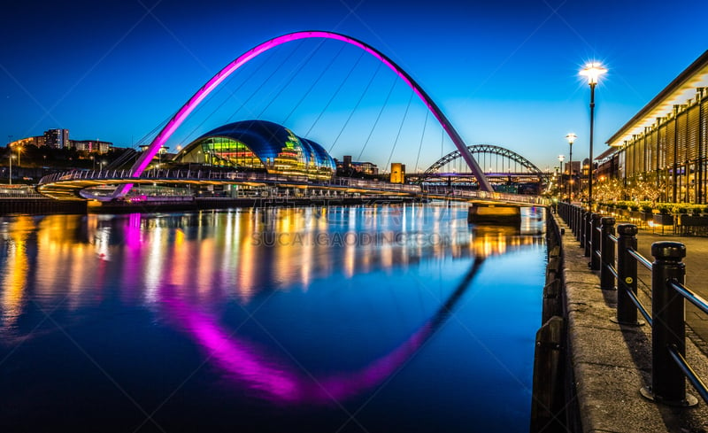 Twilight on Newcastle Quayside